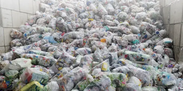 Plastics collection on record course